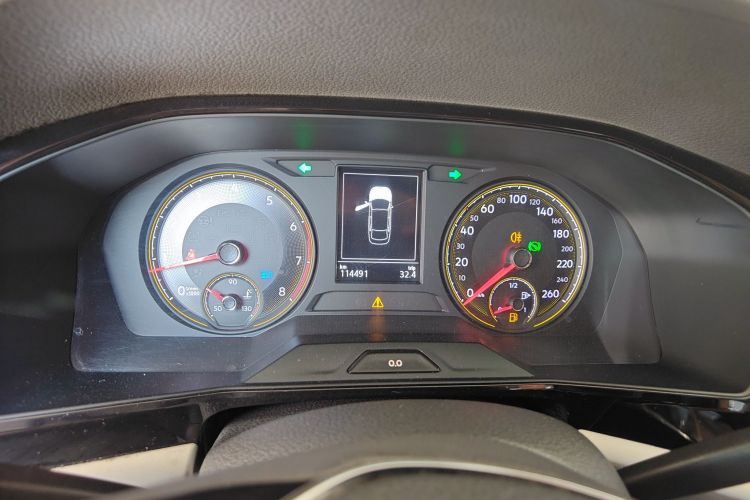 Volkswagen Lavida 2018 car image #16