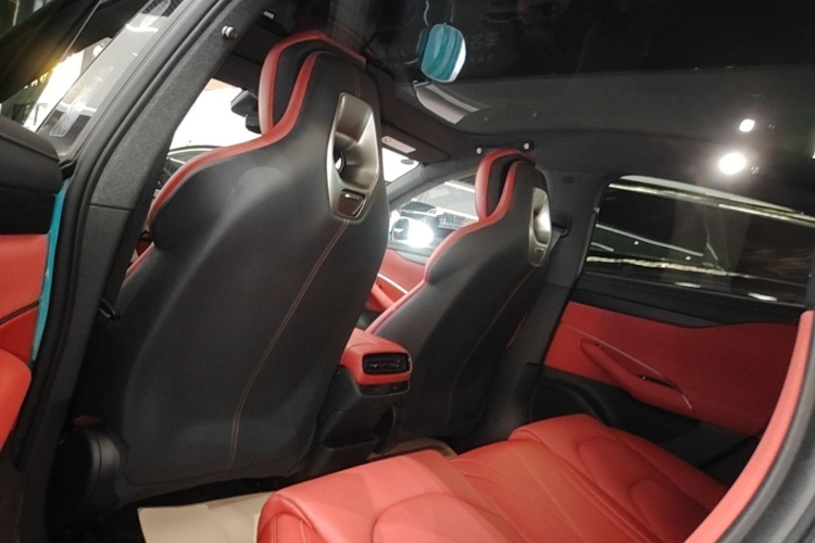 MI SU7 2024 car image #17