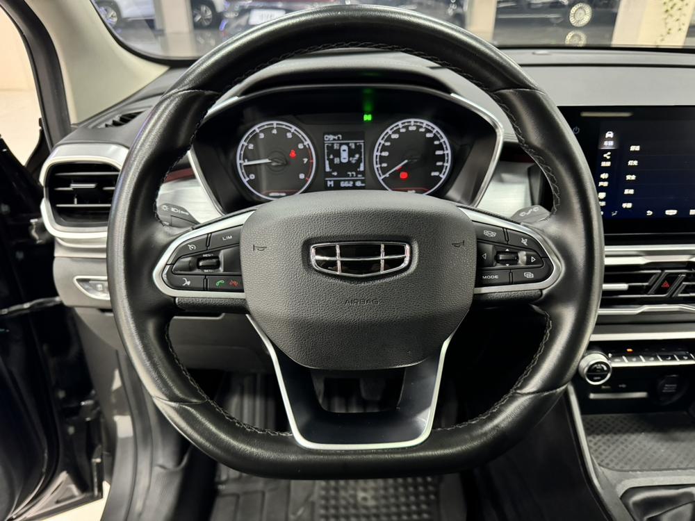 GEELY Coolray 2022 #17 GEELY Coolray 2022 car image #17