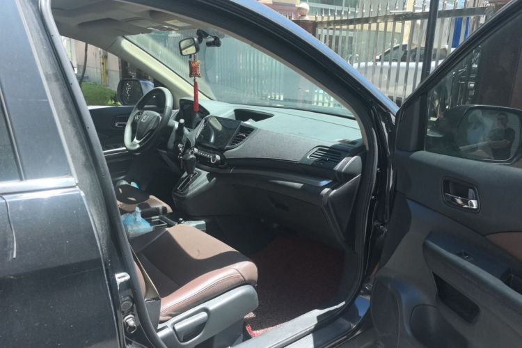 Honda CR-V 2016 immagine di auto #24