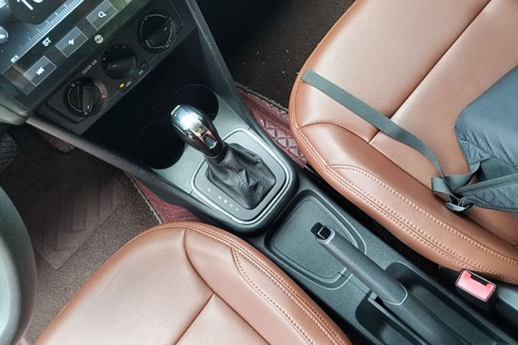 Volkswagen Polo 2018 #14 Volkswagen Polo 2018 car image #14