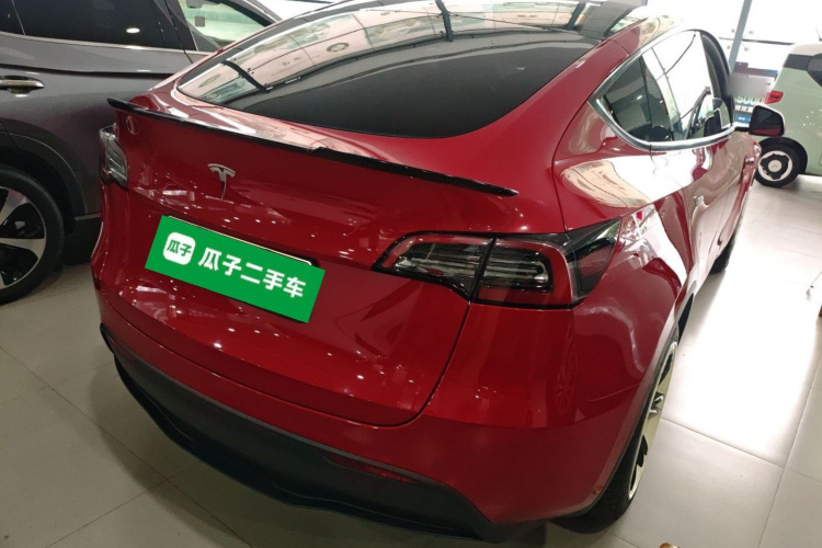 Tesla Model Y 2023 #7 Tesla Model Y 2023 car image #7