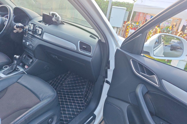 Audi Q3 2019 #27 Audi Q3 2019 car image #27