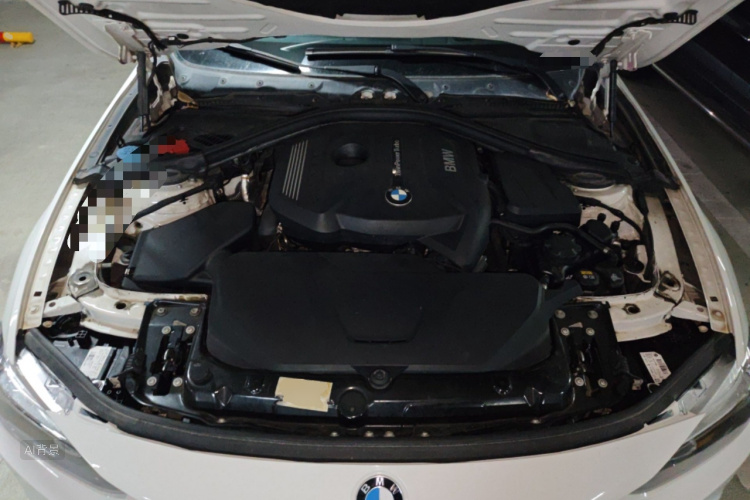 BMW 3 Series 2018 صورة سيارة #22