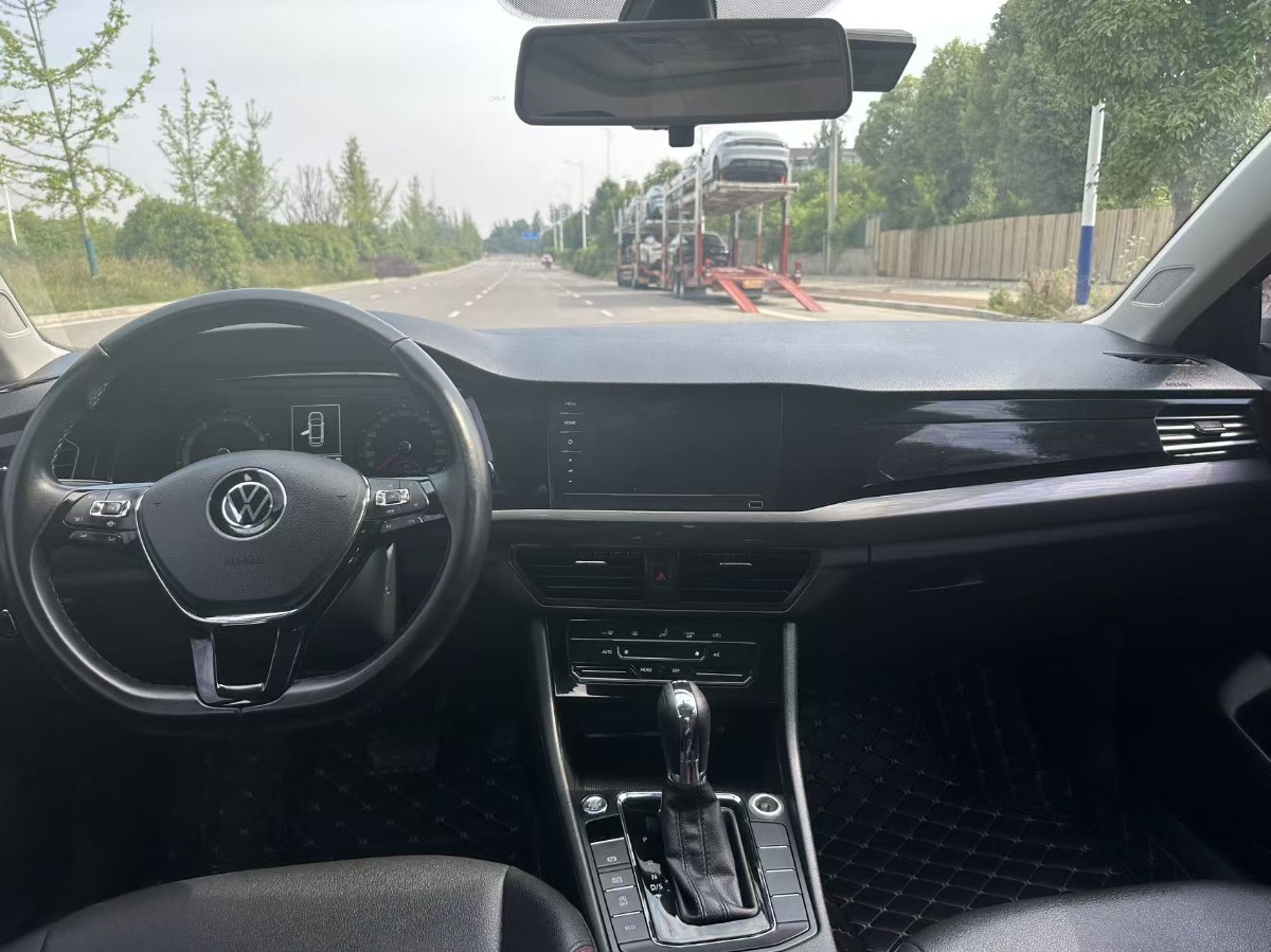 Volkswagen Bora 2021 car image #3