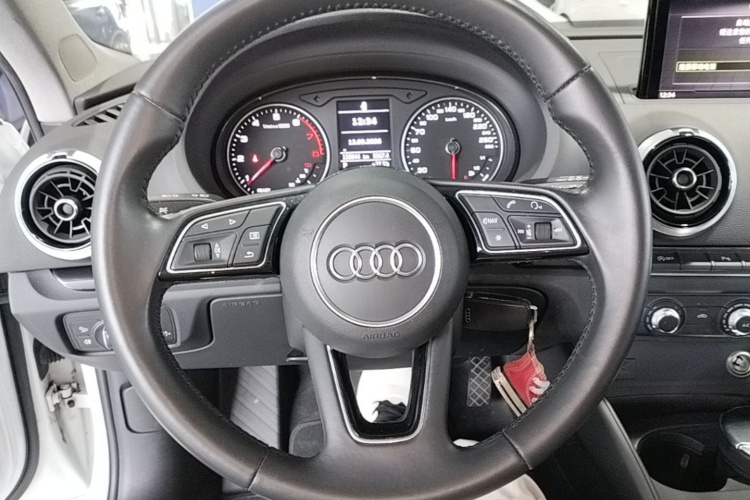 Audi A3 2019 #11 Audi A3 2019 car image #11