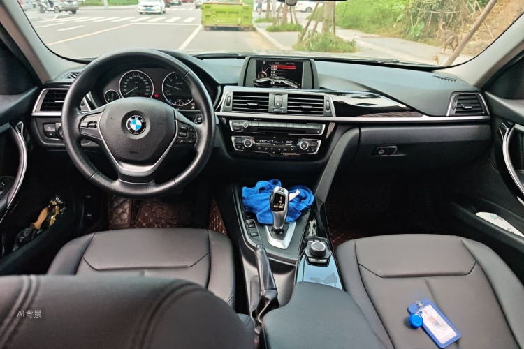 BMW 3 Series 2017 #11 BMW 3 Series 2017 car image #11