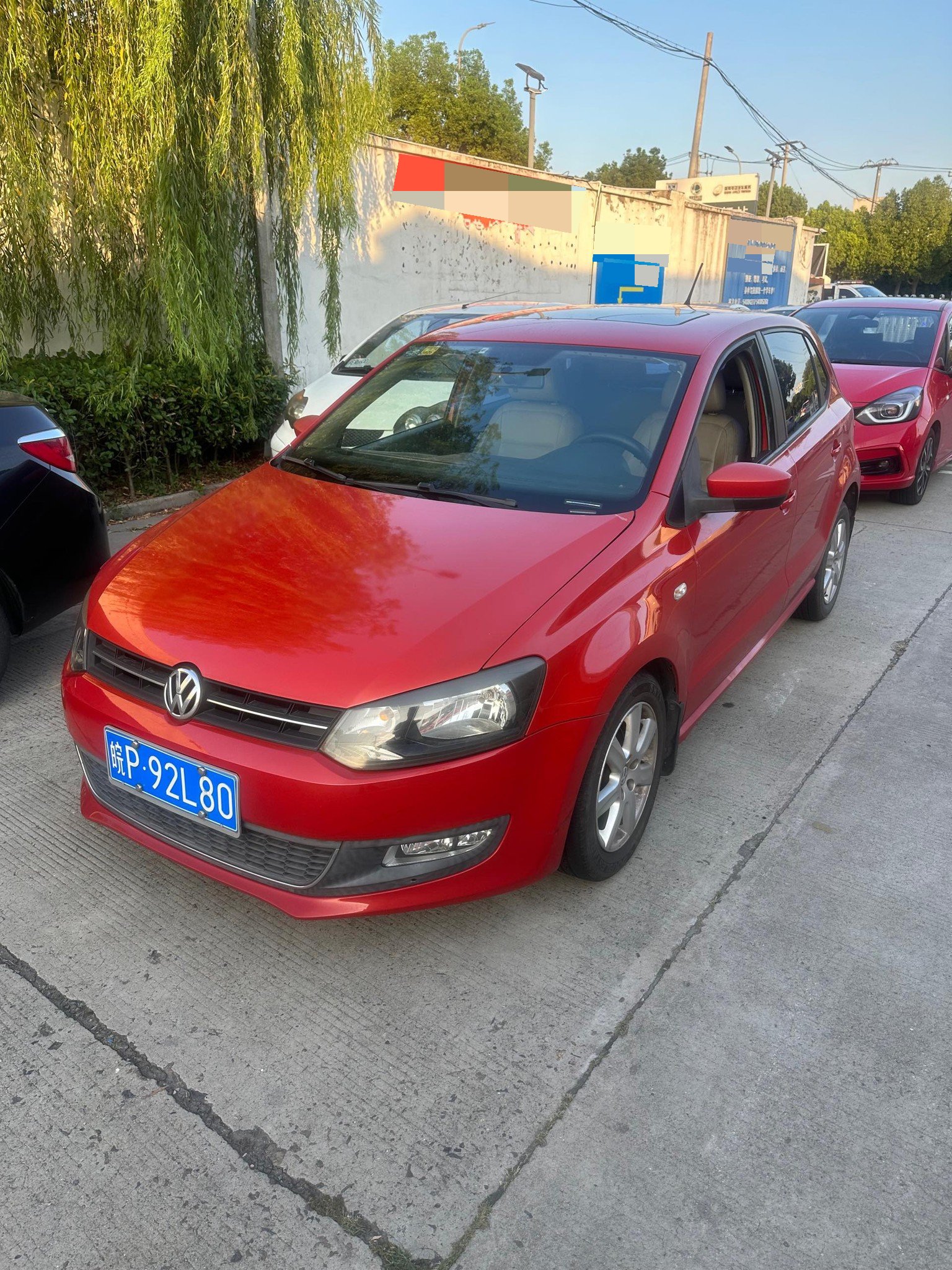 Volkswagen Polo 2010 car image 