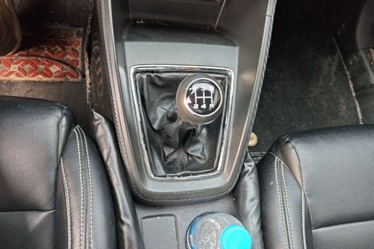 MG ZS 2019 car image #14