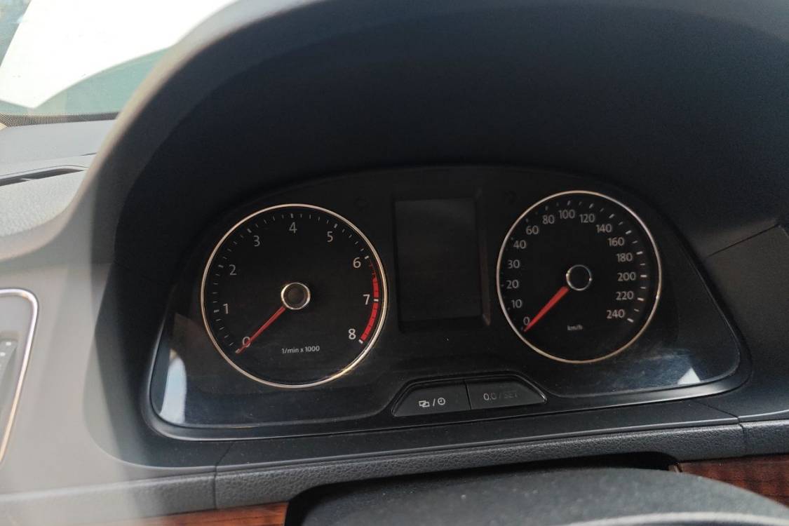 Volkswagen Lavida 2015 immagine di auto #24