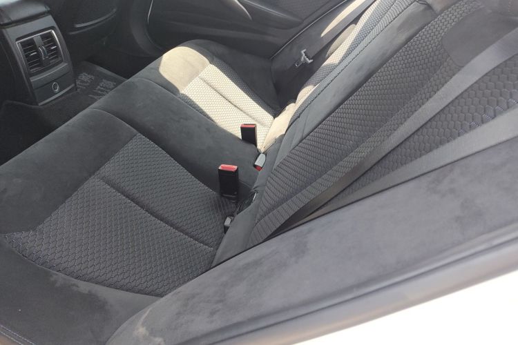 BMW 3 Series 2016 صورة سيارة #13