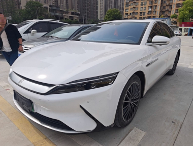 BYD Han 2002 imagen de coche 