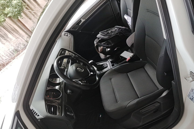 Volkswagen Golf 2017 #15 Volkswagen Golf 2017 car image #15