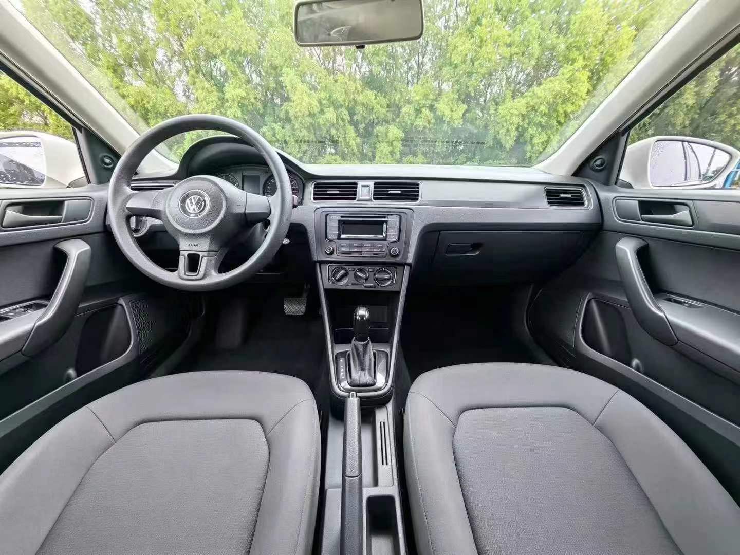 Volkswagen Santana 2014 car image #8
