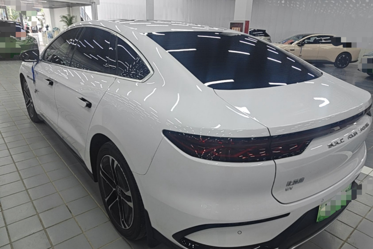 BYD Han 2023 car image #7