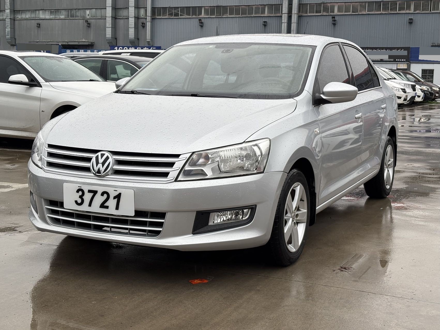 Volkswagen Santana 2014 car image 