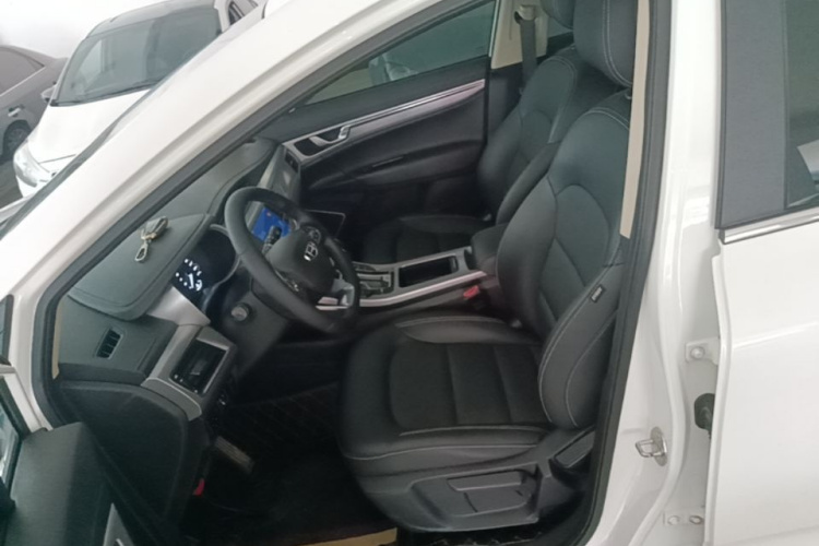 GEELY Emgrand GS 2019 #15 GEELY Emgrand GS 2019 صورة سيارة #15