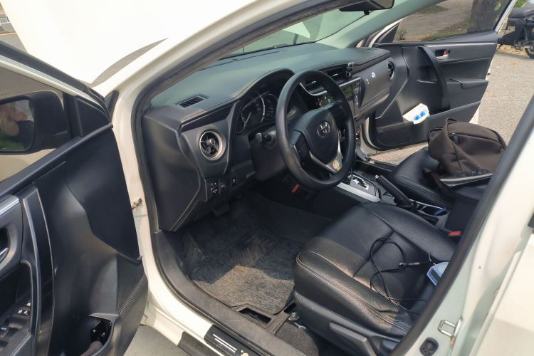 Toyota Corolla 2017 car image #9