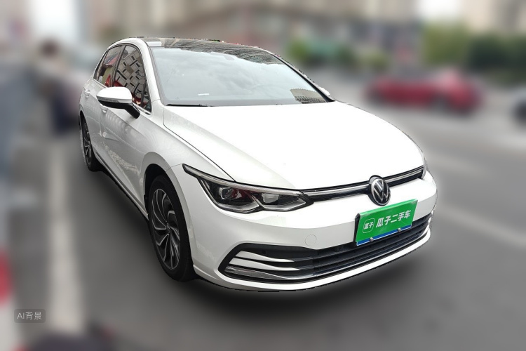 Volkswagen Golf 2023 car image #4