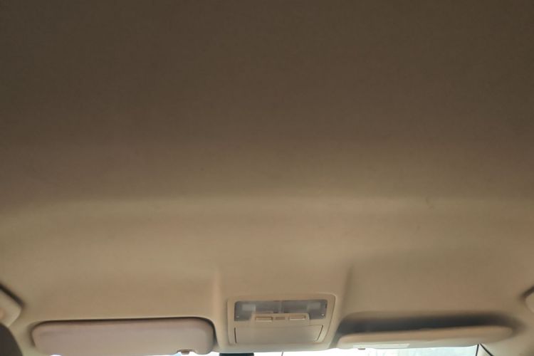 2015 #18 2015 car image #18