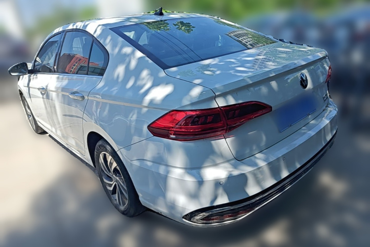 Volkswagen Bora 2024 car image #5