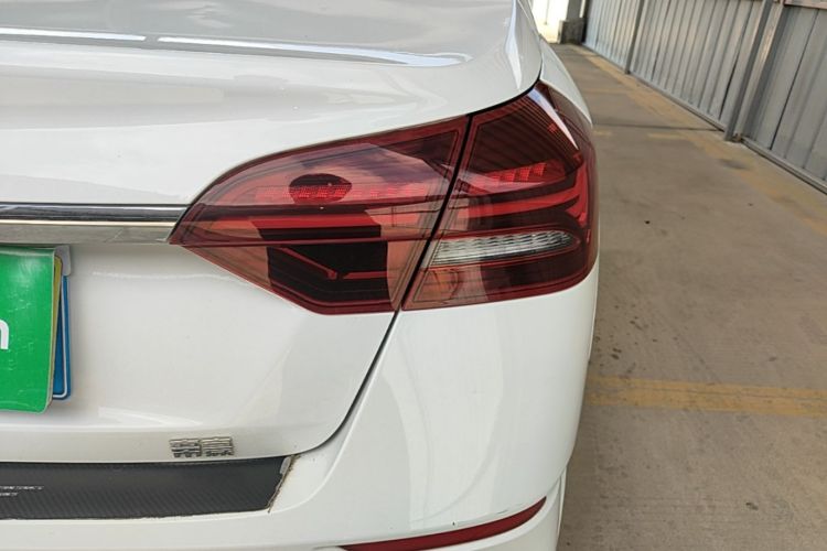GEELY Emgrand 2021 #8 GEELY Emgrand 2021 car image #8