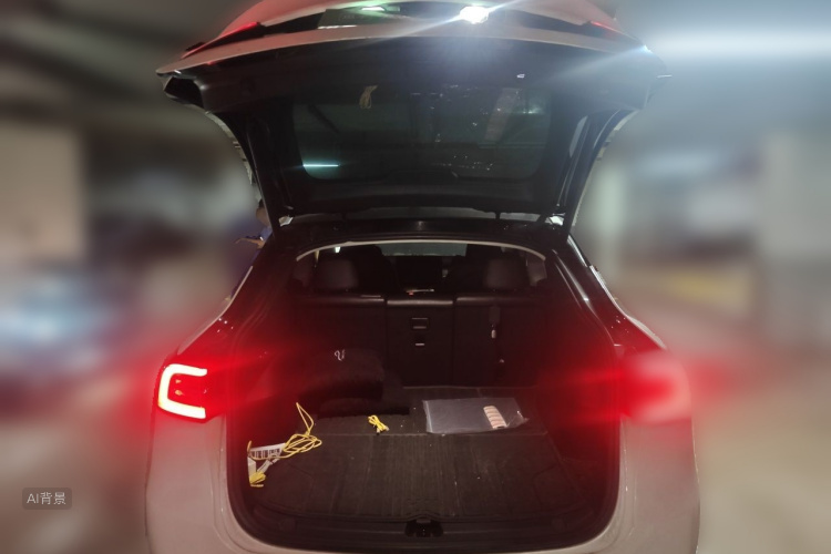 Tesla Model Y 2023 #21 Tesla Model Y 2023 car image #21