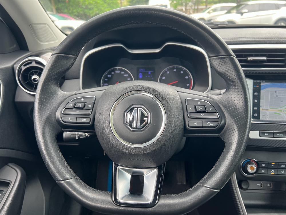 MG ZS 2017 car image #13