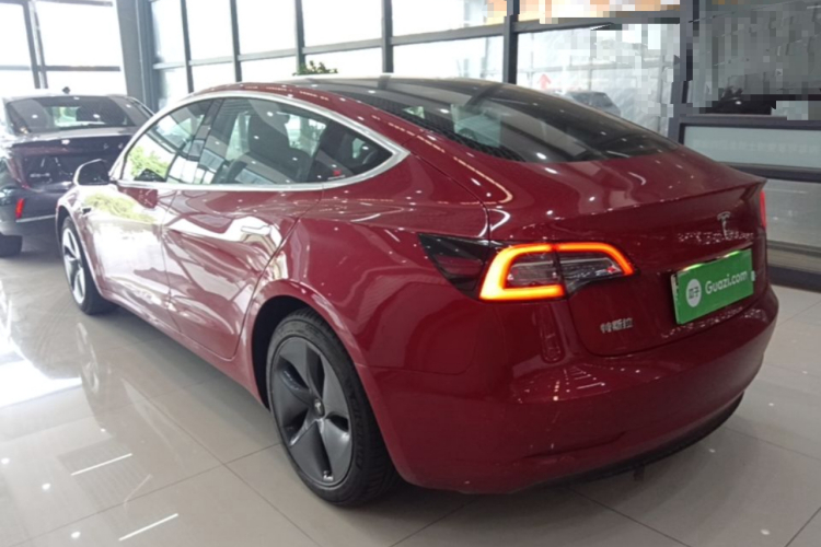 Tesla Model 3 2020 immagine di auto #5