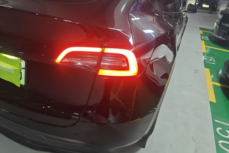 Tesla Model Y 2021 #8 Tesla Model Y 2021 immagine di auto #8