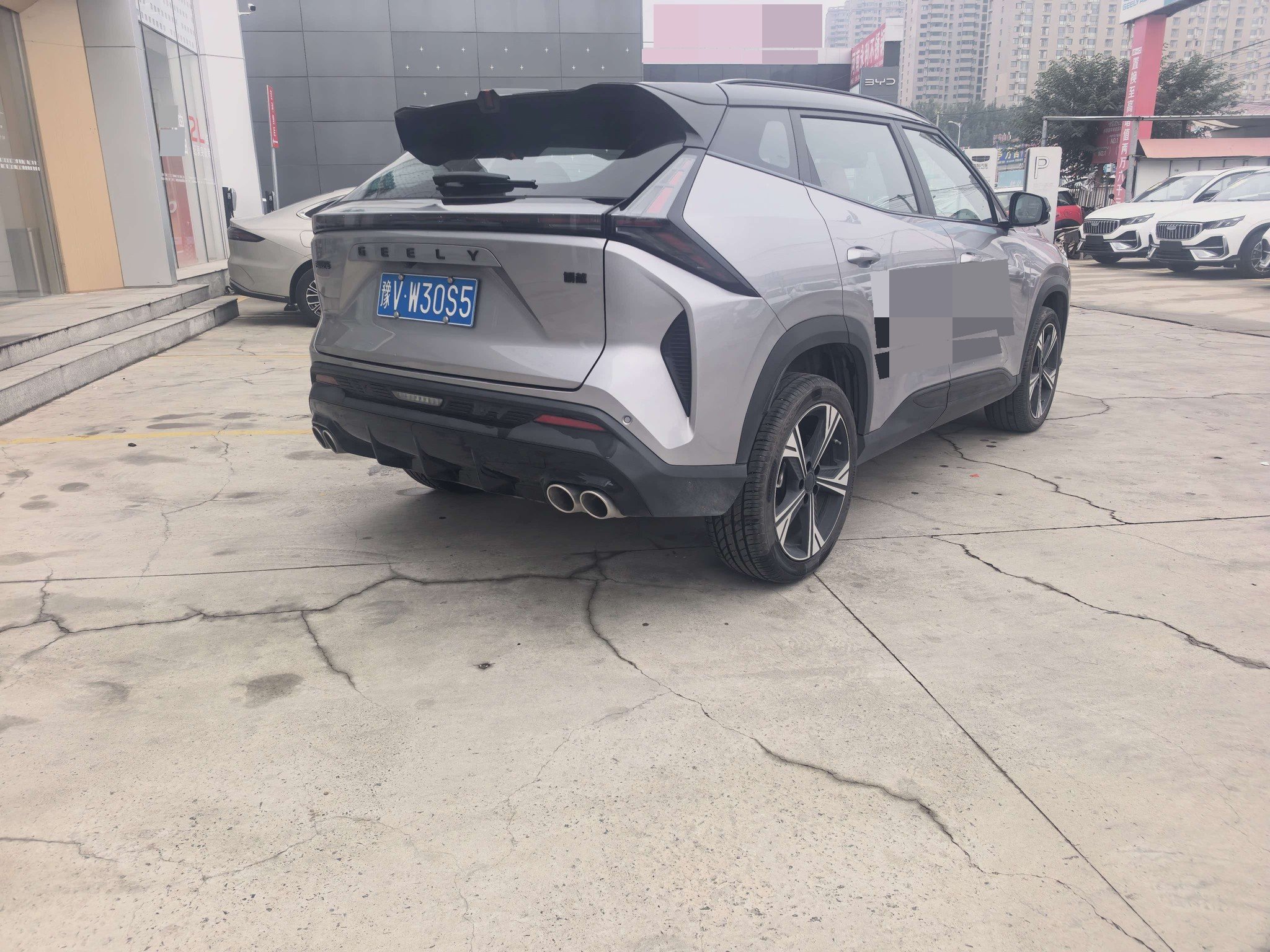 GEELY Boyue 2025 car image #9
