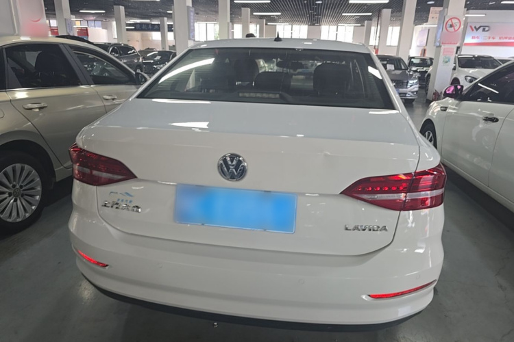 Volkswagen Lavida 2020 car image #6