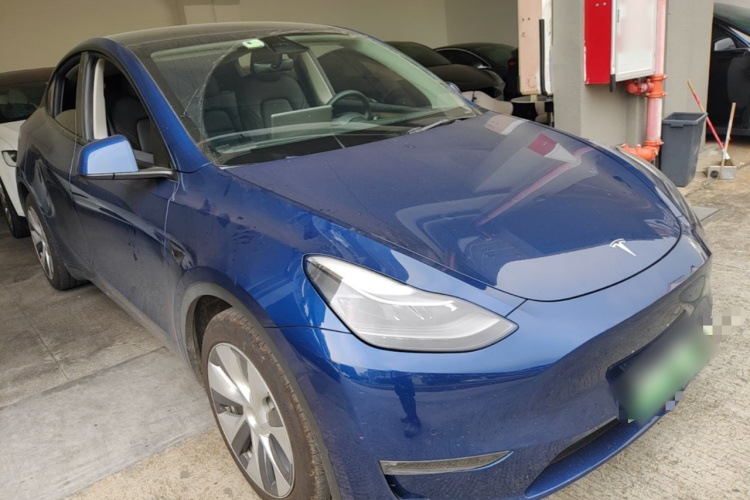 Tesla Model Y 2021 #4 Tesla Model Y 2021 immagine di auto #4