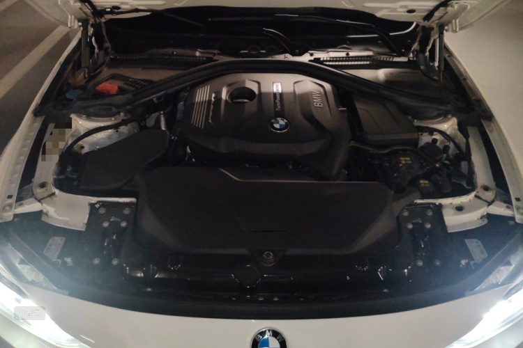 BMW 3 Series 2018 #22 BMW 3 Series 2018 car image #22