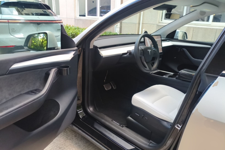 Tesla Model Y 2022 #12 Tesla Model Y 2022 immagine di auto #12
