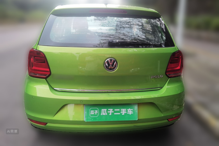 Volkswagen Polo 2015 car image #6