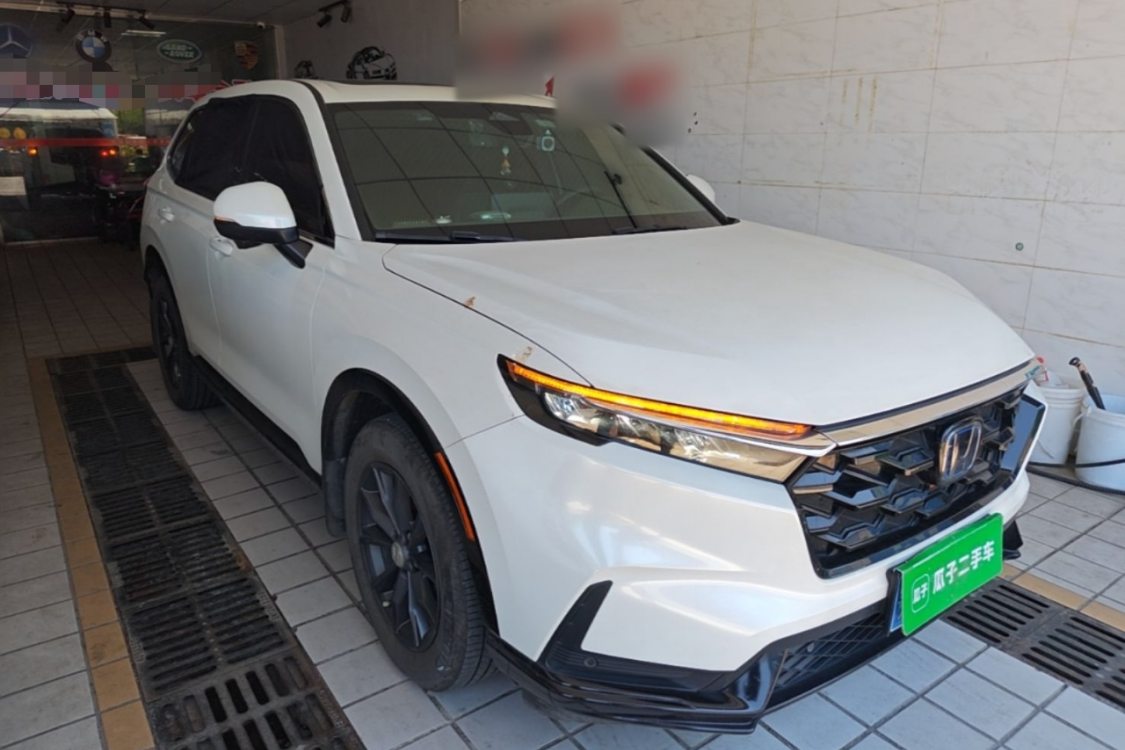 Honda CR-V 2024 car image #2