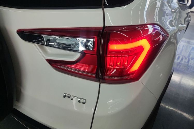 BYD Yuan Pro 2021 car image #8