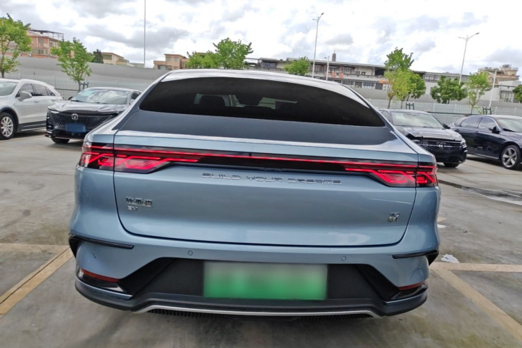 BYD Han 2023 #4 BYD Han 2023 car image #4