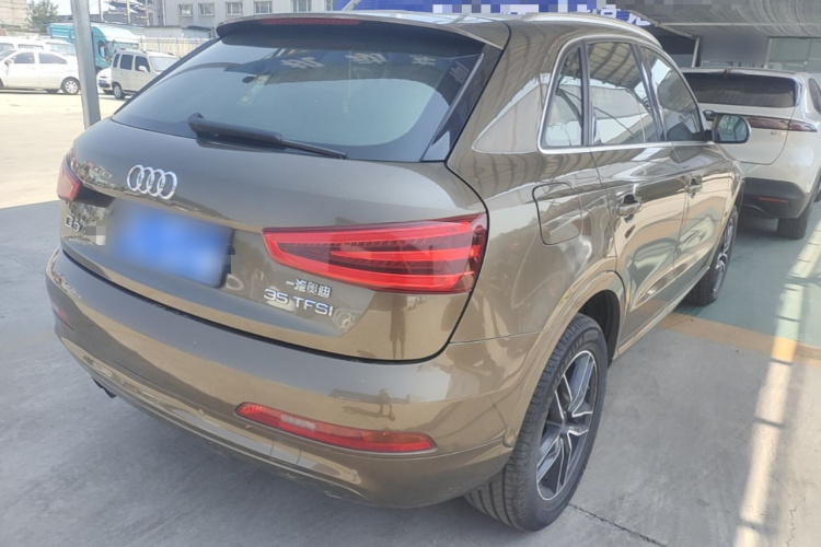 Audi Q3 2015 #7 Audi Q3 2015 car image #7