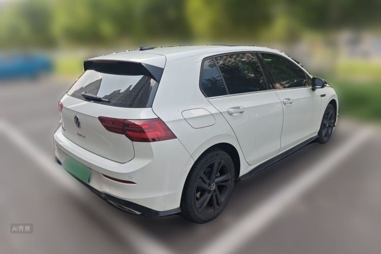 Volkswagen Golf 2023 car image #7