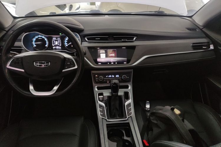 GEELY Emgrand 2021 car image #10