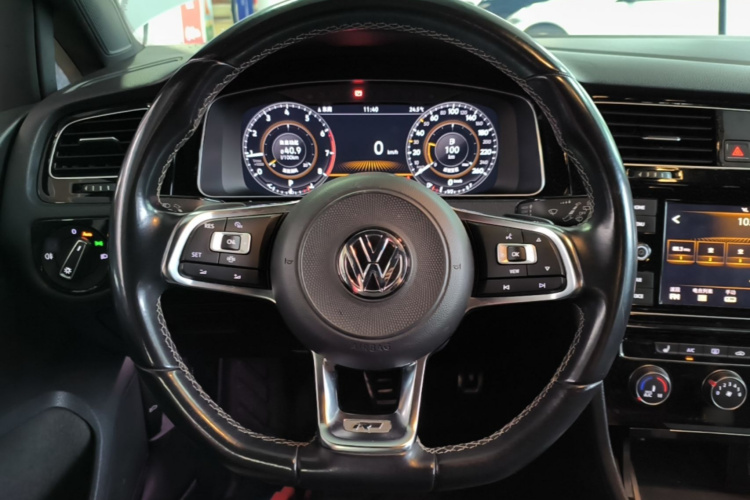 Volkswagen Golf 2019 #11 Volkswagen Golf 2019 car image #11