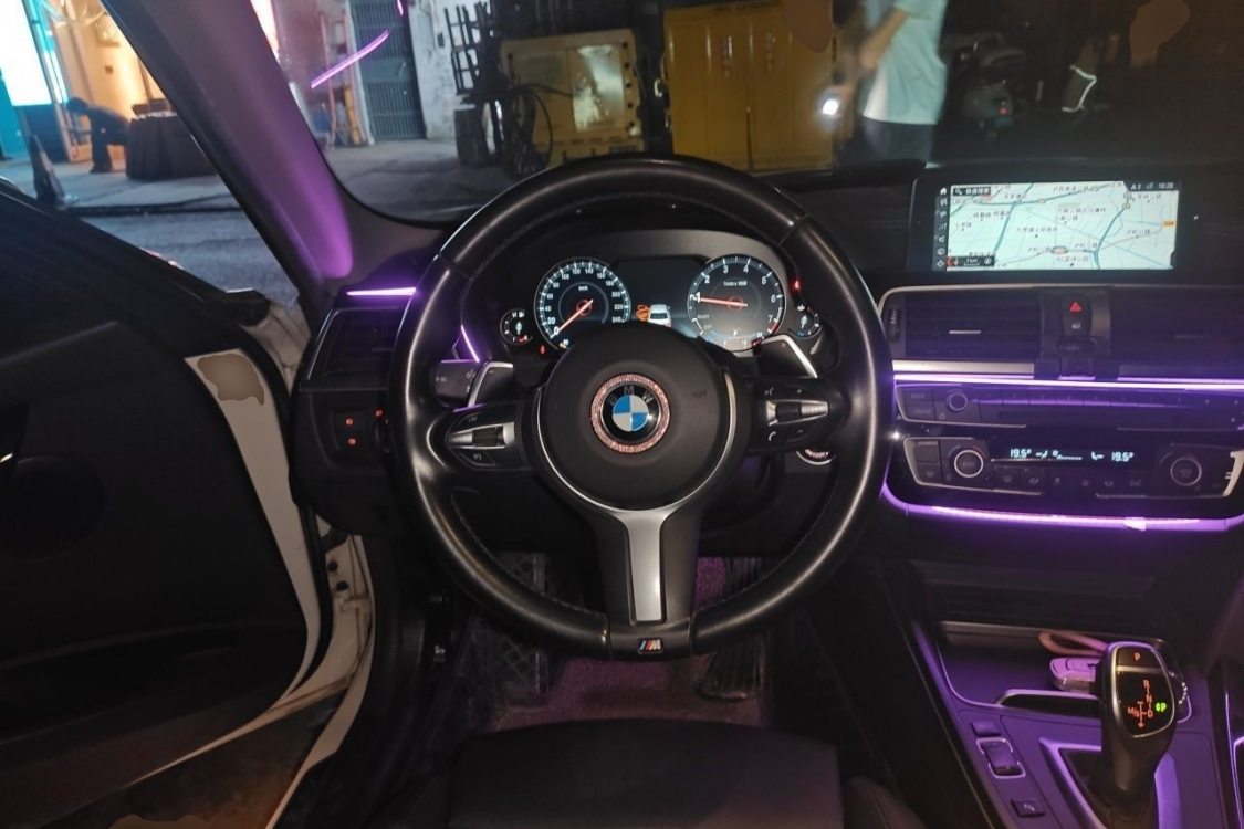 BMW 3 Series 2017 #22 BMW 3 Series 2017 car image #22