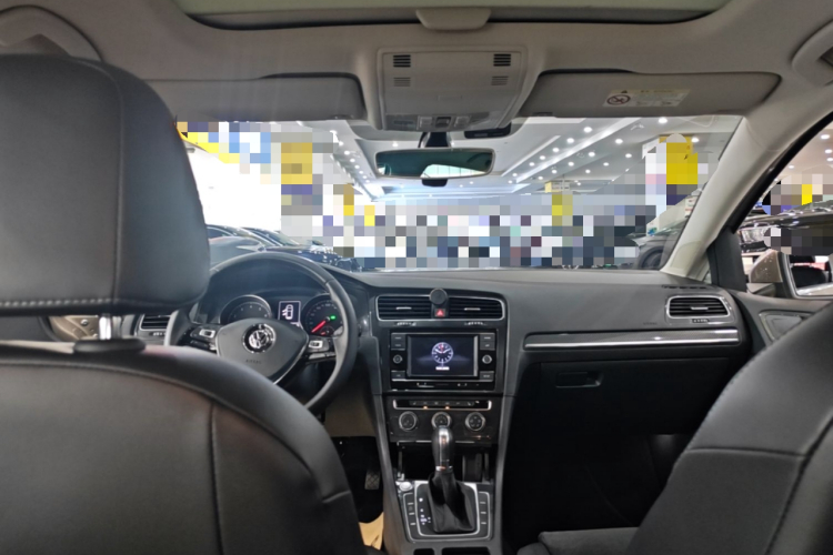 Volkswagen Golf 2018 #18 Volkswagen Golf 2018 car image #18