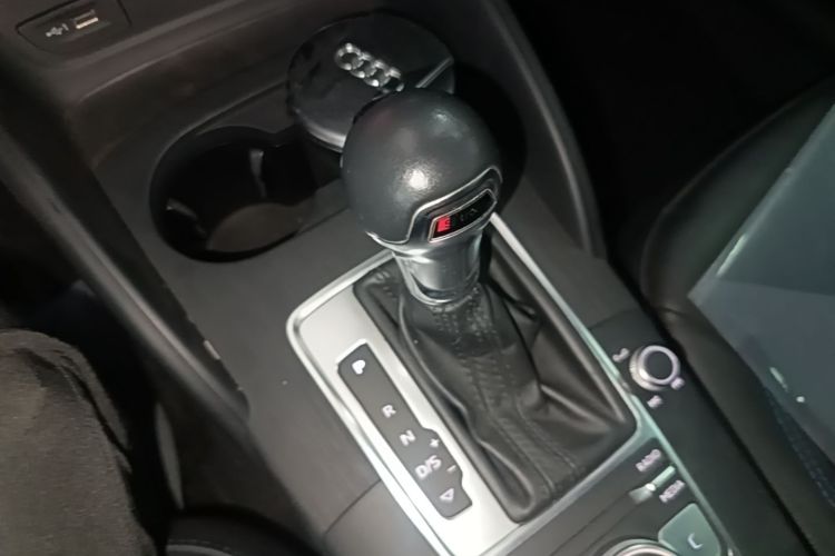Audi A3 2019 #14 Audi A3 2019 car image #14