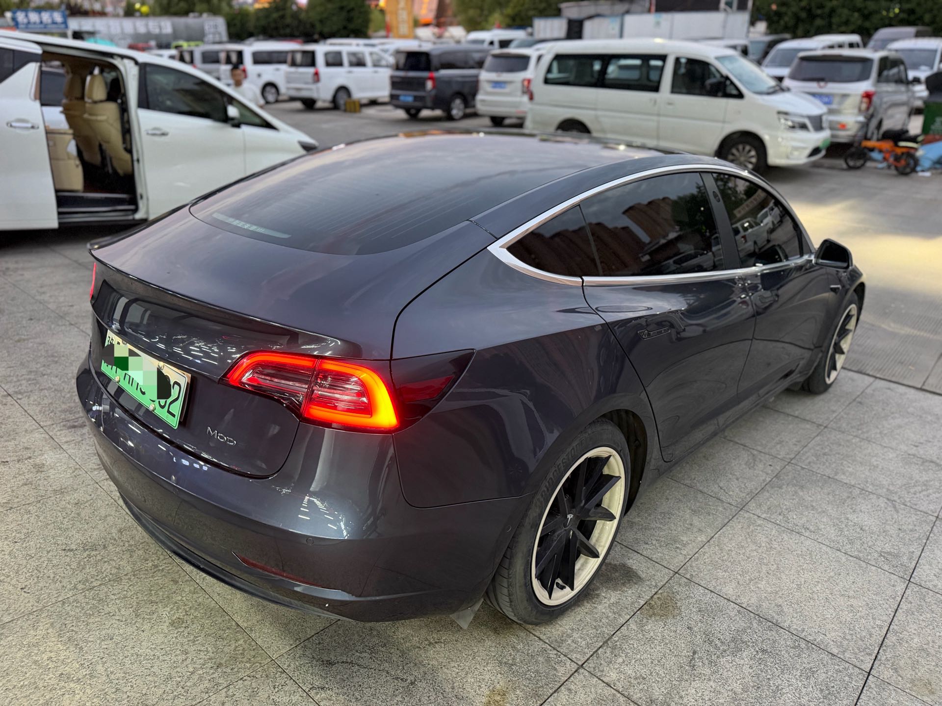 Tesla Model 3 2020 #4 Tesla Model 3 2020 car image #4