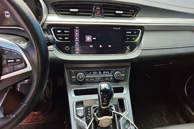 GEELY Emgrand 2019 #15 GEELY Emgrand 2019 car image #15