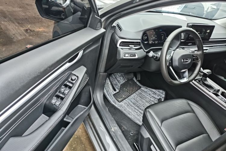 GEELY Emgrand 2022 immagine di auto #16