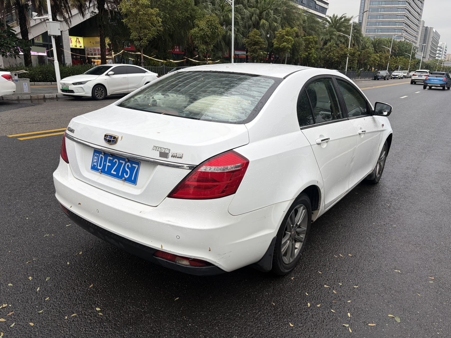 GEELY Emgrand 2018 car image #4